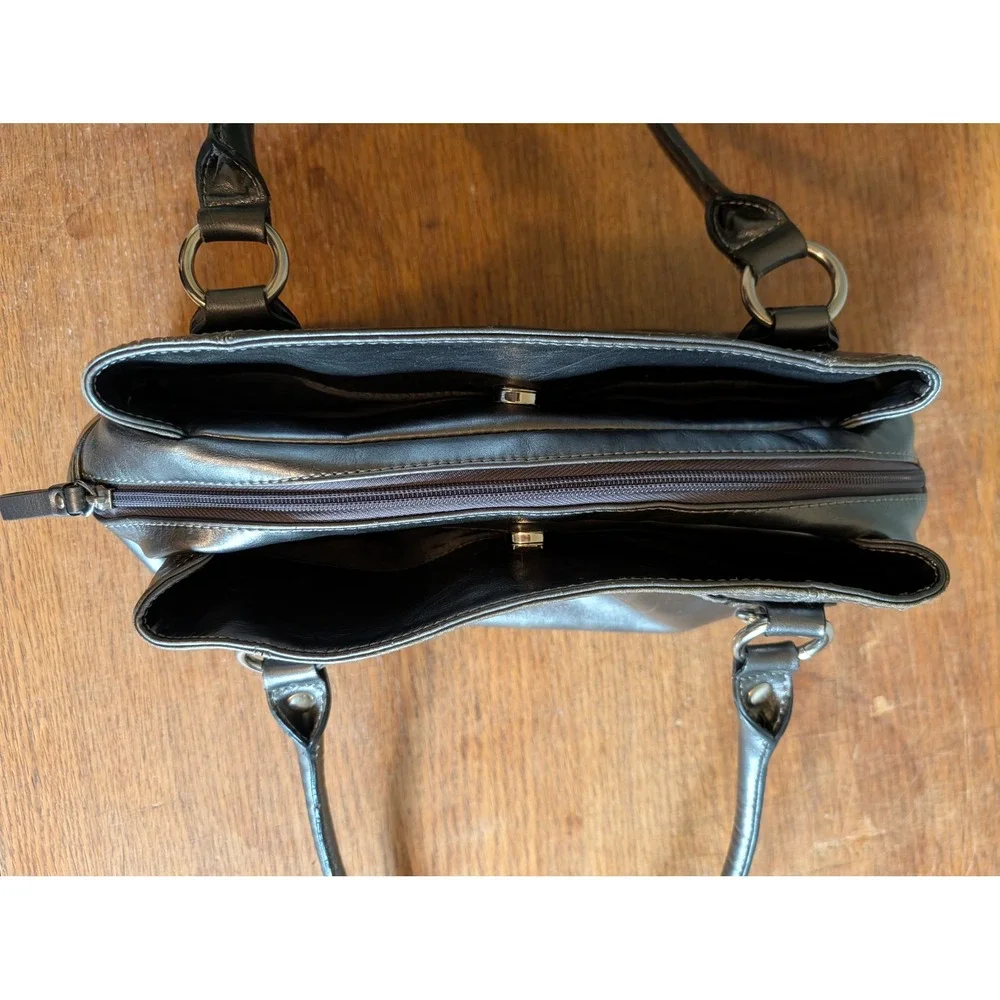 Vintage Y2K Giani Bernini Metallic Pewter Leather Shoulder Bag Silver Hardware